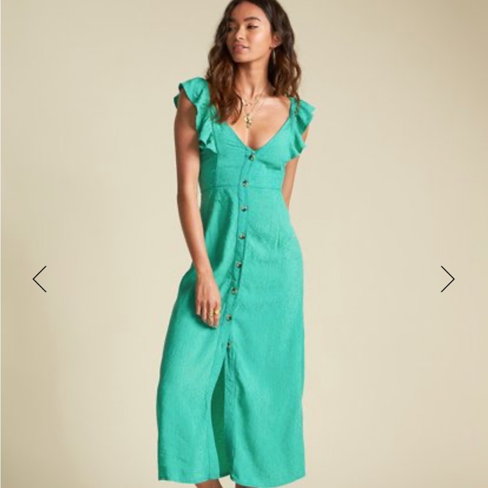 Elegant Green Button-Down Dress
